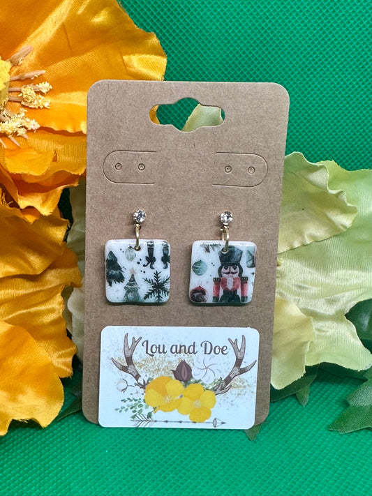 🌲nutcracker and tree earrings on gold with rhinestone findings🌲