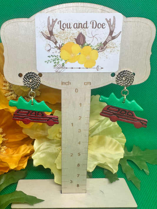 🌲holiday car with tree on top dangle earrings on gold rope findings🌲