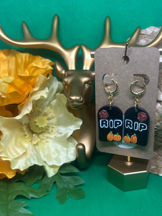 🪦Gold tombstone dangle earrings🪦