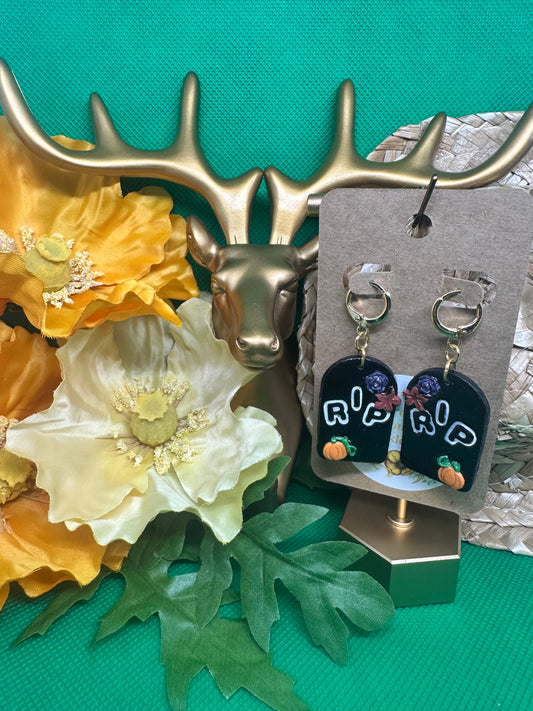 🪦Gold tombstone dangle earrings🪦