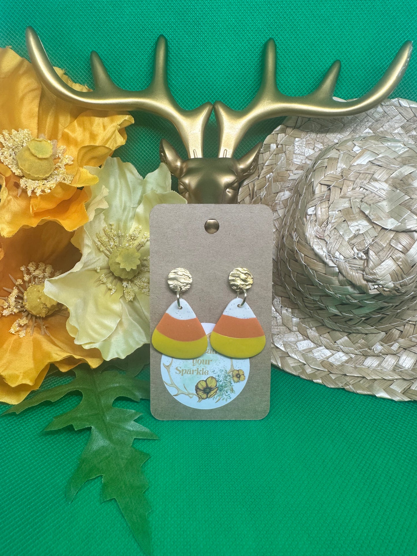🎃Candy corn dangle earrings🎃