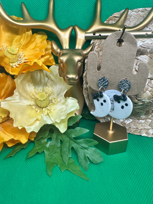 👻ghost dangle clay earrings👻
