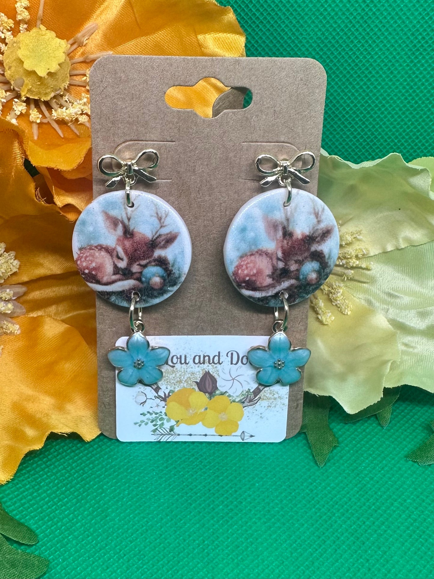 🦌sleeping doe holiday dangle earrings with flower charm on gold bow findings 🦌