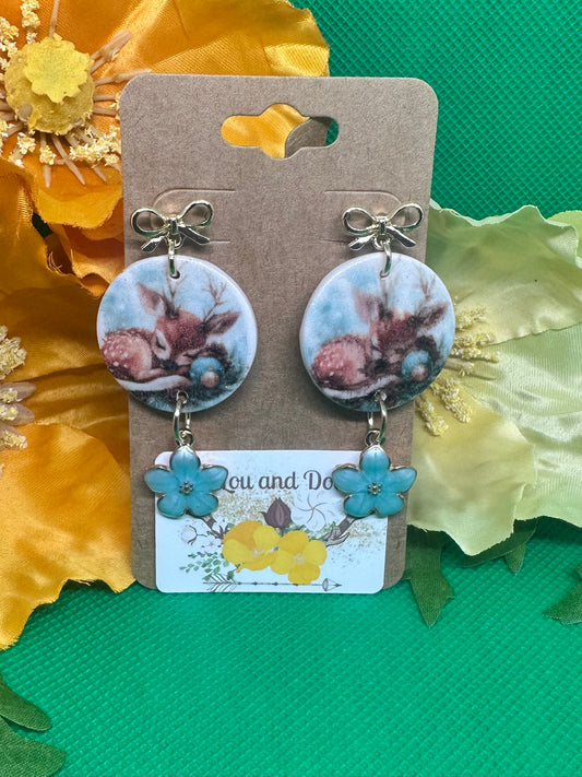 🦌sleeping doe holiday dangle earrings with flower charm on gold bow findings 🦌