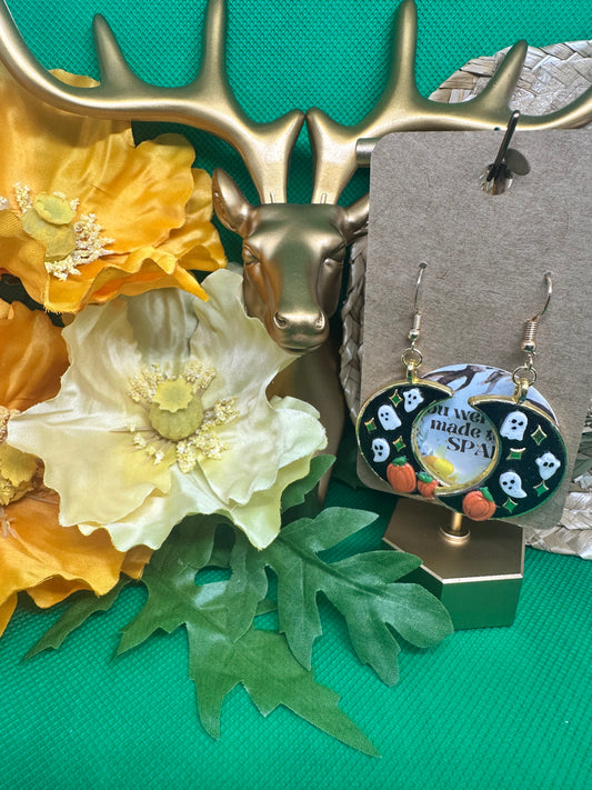 🎃 Gold Crescent fall scene dangle earrings🎃