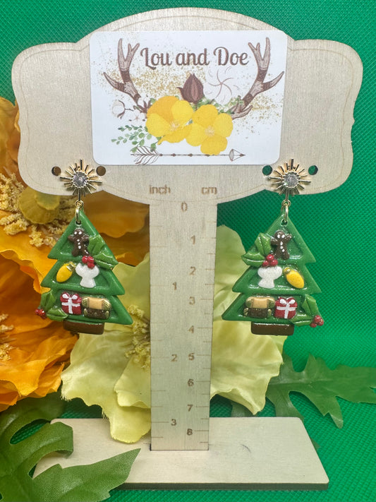 🎄Holiday tree bookshelf dangle earrings on gold findings🎄