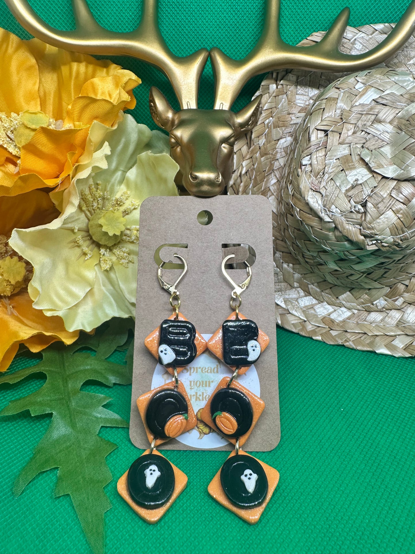 🎃XL BOO dangle earrings in Gold🎃