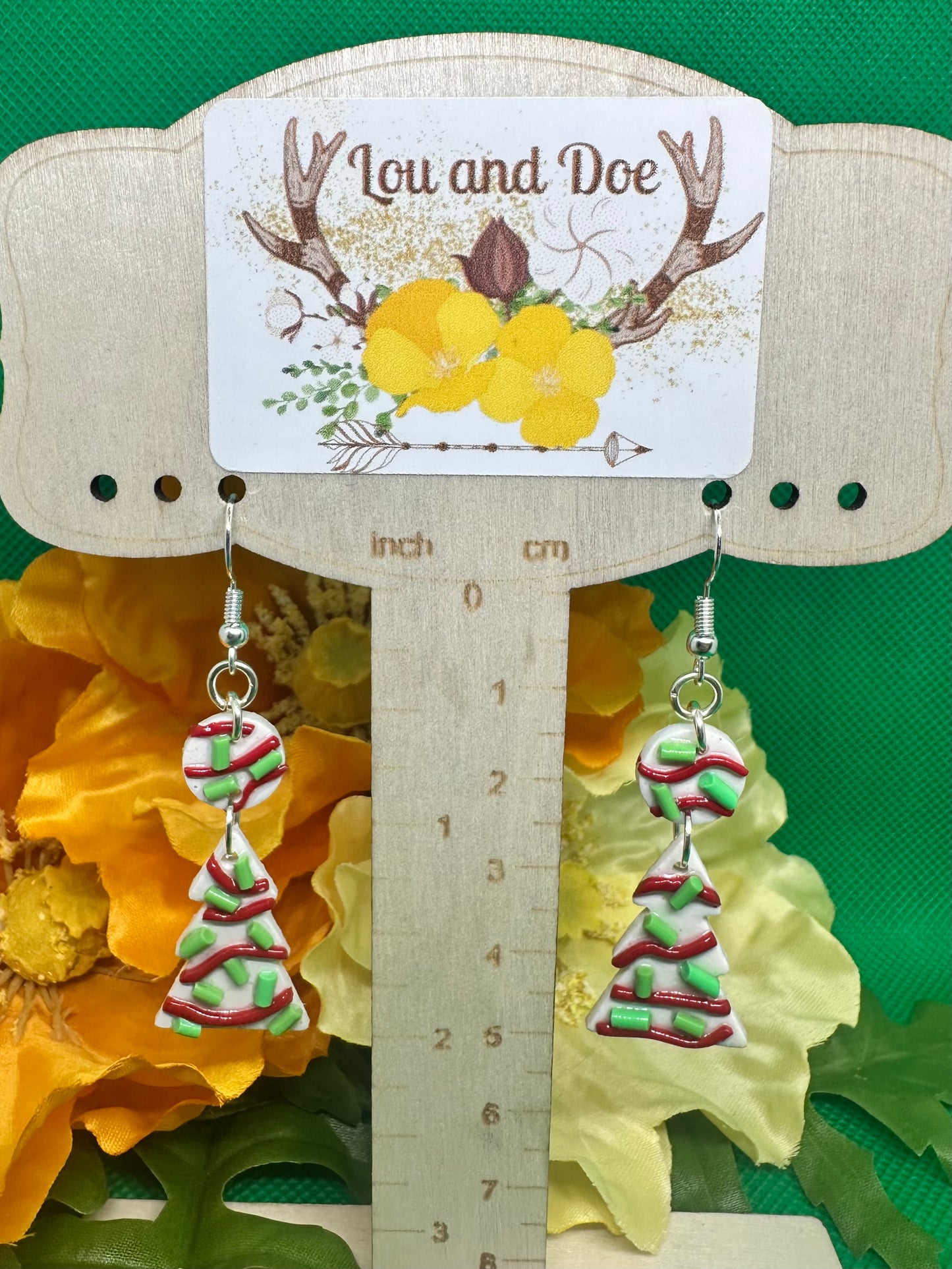 🍰Christmas tree cake inspired dangle earrings on silver shepherds hooks🍰