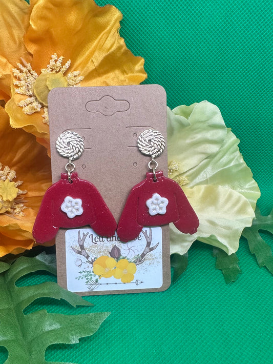 🧣Red holiday sweater dangle earrings on gold rope findings🧣