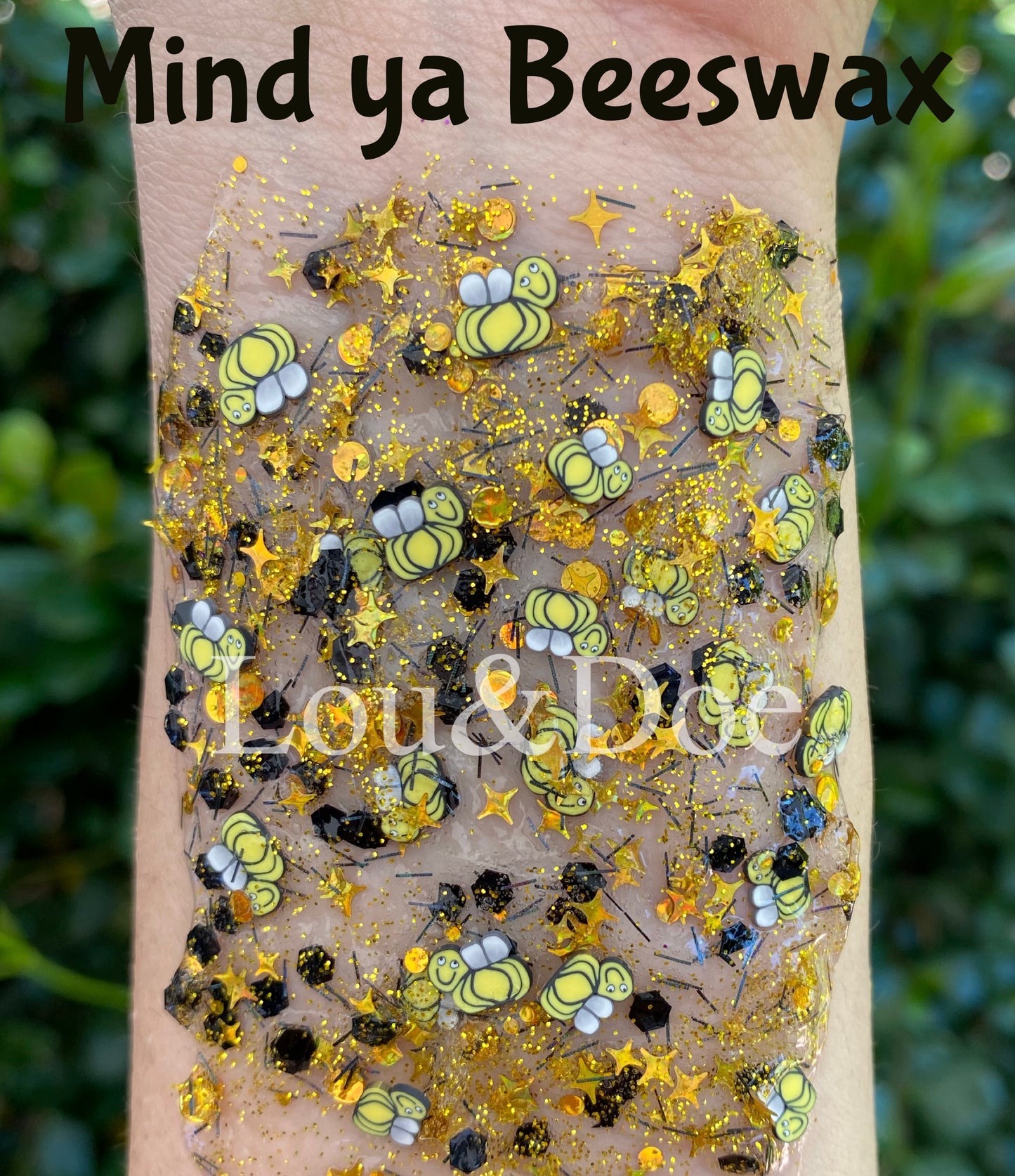 🐝Mind ya Beeswax🐝